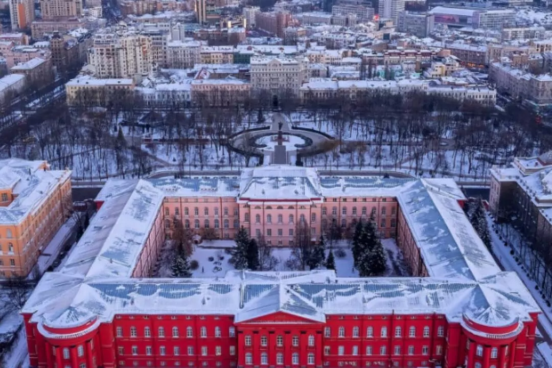 Світлина червоного корпусу КНУ ім. Шевченка посіла друге місце на конкурсі від Вікіпедії