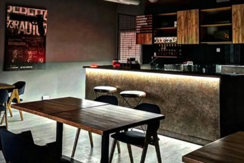 Кафе-тир з піцою та комплексними обідами відкрилося на Жилянській