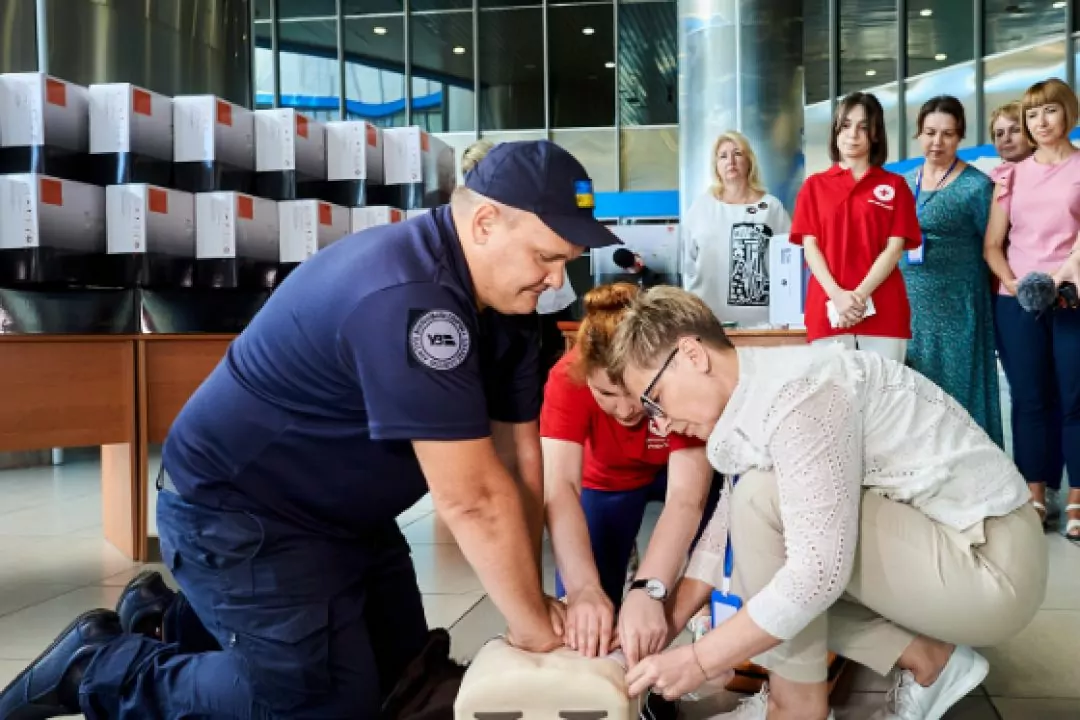 Домедицинская помощь и тренинги soft skills: Чему учат проводников &laquo;Укрзализныци&raquo;