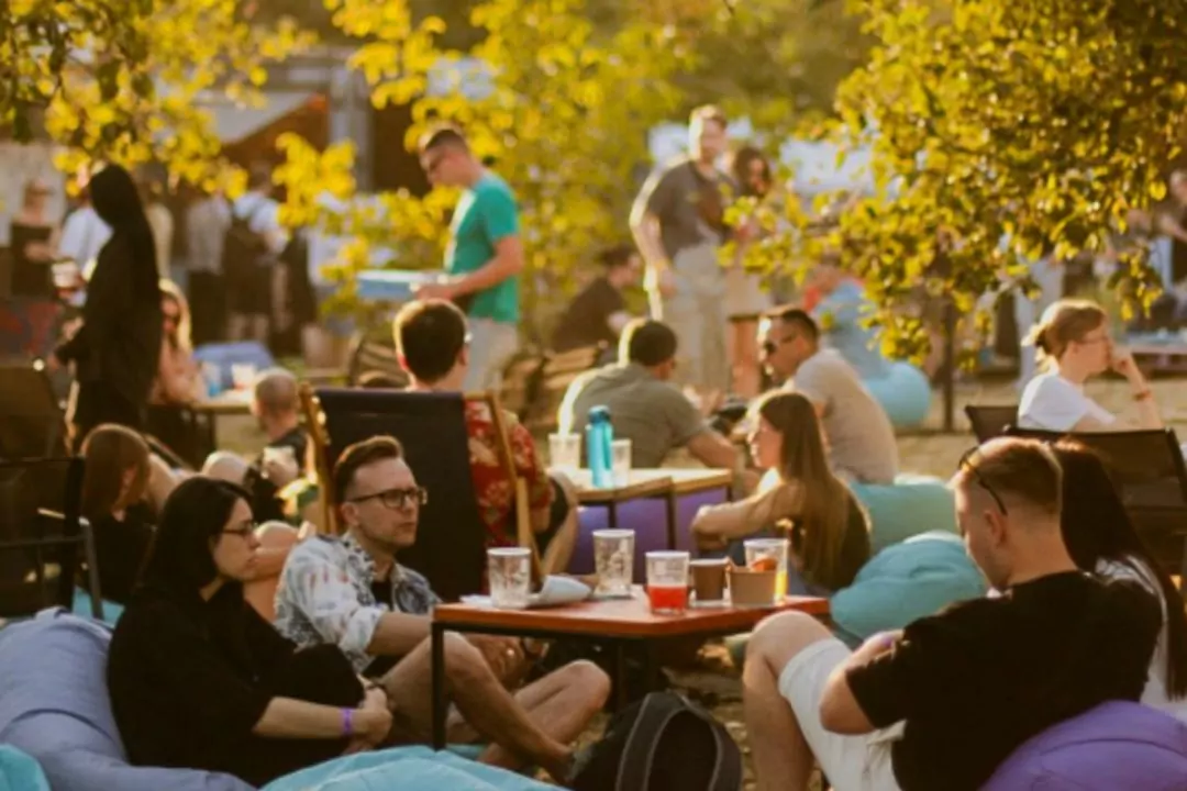 Куди піти у Києві 18-20 квітня: Garden Beer Weekend, фестиваль квір-кіно та великодній маркет