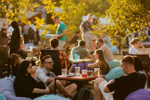 Куди піти у Києві 18-20 квітня: Garden Beer Weekend, фестиваль квір-кіно та великодній маркет