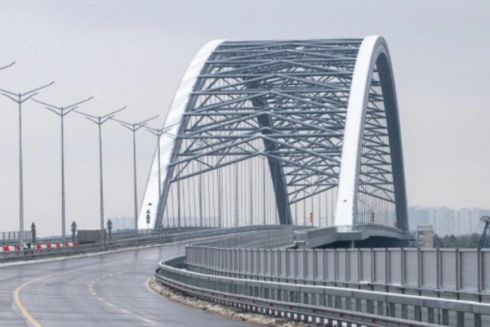 На будівництві Подільського мосту розікрали понад 150 млн гривень: подробиці