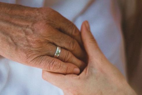 В Україні з'явилася соціальна мережа, у якій можна вшановувати пам'ять померлих близьких