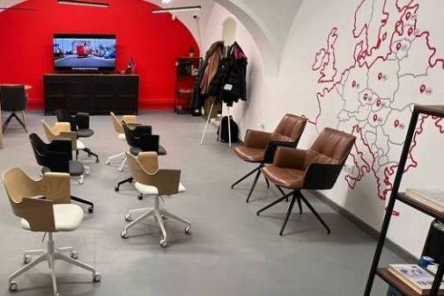 &laquo;Новая почта&raquo; открыла первое отделение-коворкинг в Будапеште