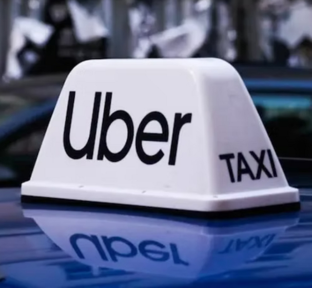 Uber планує запустити роботаксі в Європі у 2026 році