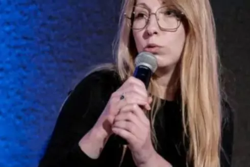 Американське видавництво випустить книгу Вікторії Амеліної зі свідченнями жінок про війну