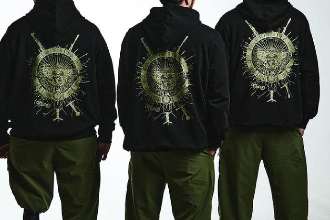 Бренд одягу Riot Division випустив колекцію із оборонцями Маріуполя