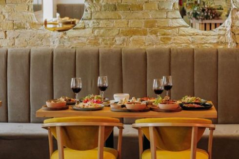 Хачапури, харчо и чача: возле "Дворца спорта" открылся ресторан грузинской кухни