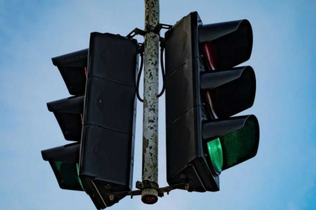 Ще 83 світлофори у Києві працюватимуть автономно під час відключень світла