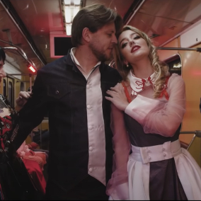 Видео: Артисты Киевской оперы выступили в метро