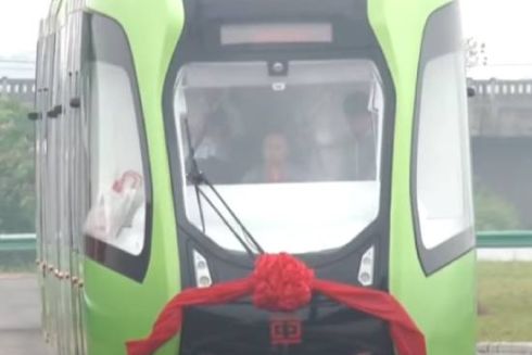 У Китаї та ОАЕ запустили інноваційні трамваї без рейок