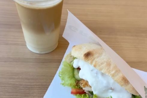 В ТРЦ Lavina Mall открылся корнер Greek Hous