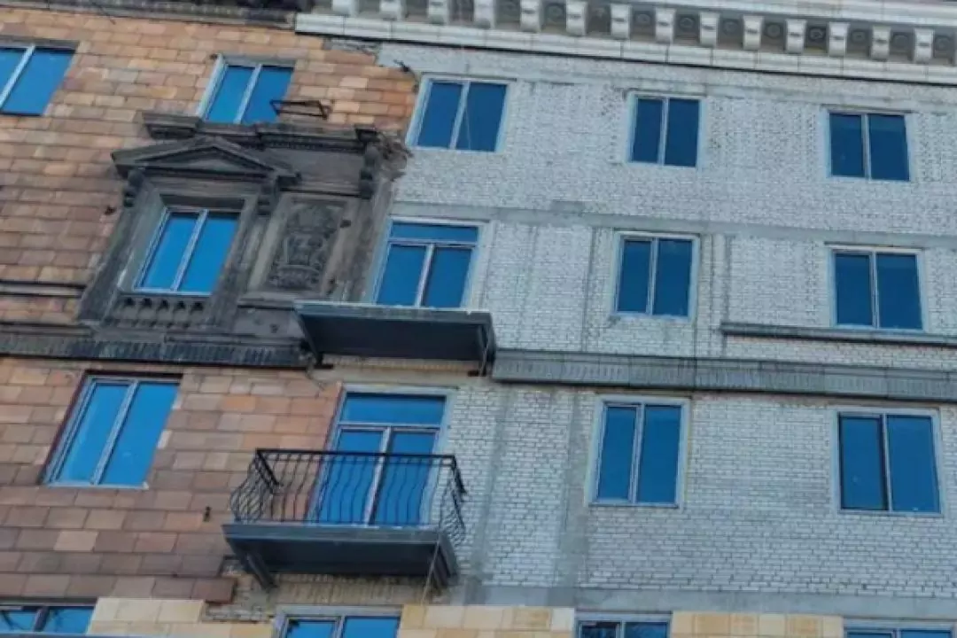 У Запоріжжі відновлюють пам'ятку архітектури, в яку влучила російська ракета
