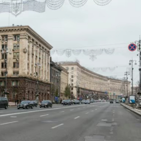 На Хрещатику та Майдані зупинять рух транспорту в знак вшанування пам'яті загиблих захисників: коли саме