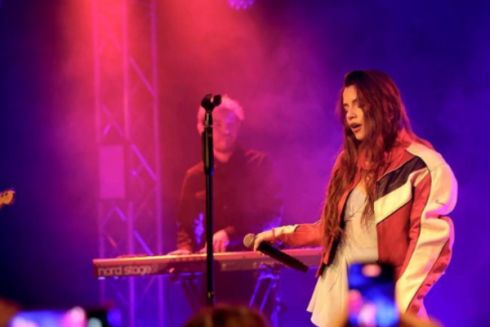 Куди піти у Києві 2-4 червня: виступ Христини Соловій та ВВ, фестиваль Brave wine і квітковий ярмарок