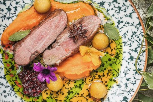 Біля Маріїнського парку відкрився ресторан Le Petit Château