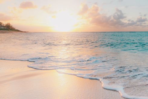 В Одесі офіційно відкрили пляжі та дозволили купатися у морі