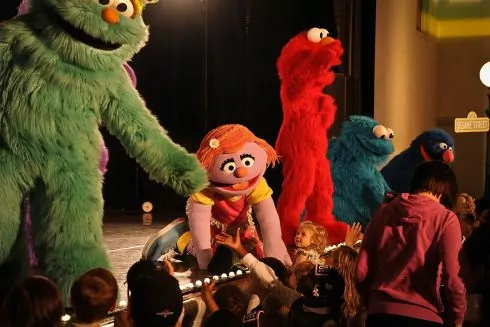 YouTube безкоштовно виклав понад 100 епізодів дитячого шоу &laquo;Вулиця Сезам&raquo;