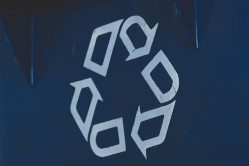 У Києві запрацював кур'єрський сервіс Recycle із вивезення сортованого сміття: як він працює