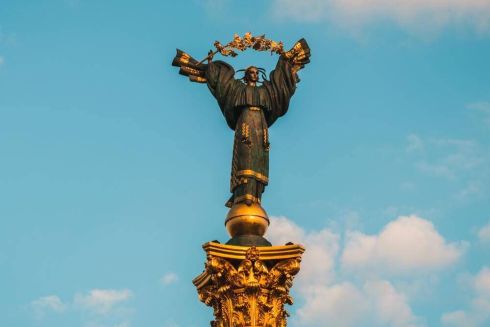 Ситуація в Києві 17 березня. Через обстріли пошкоджено житлові будинки, місто продовжує оборонятися