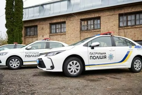 Коли немає світла: Сповіщати про повітряну тривогу будуть поліцейські з гучномовцями