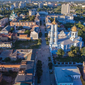 Покровськ, Слов'янськ і Суми: ще 16 міст отримали відзнаку «Місто-герой України»