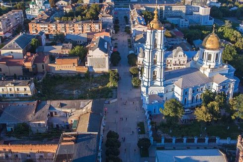 Покровськ, Слов'янськ і Суми: ще 16 міст отримали відзнаку «Місто-герой України»