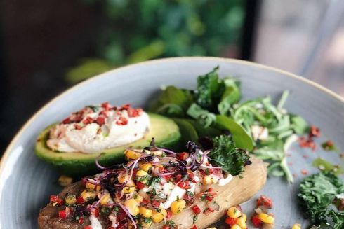 На Жилянській відкрився ресторан Smartass Kitchen & Bar від засновника Monobank Дубілета