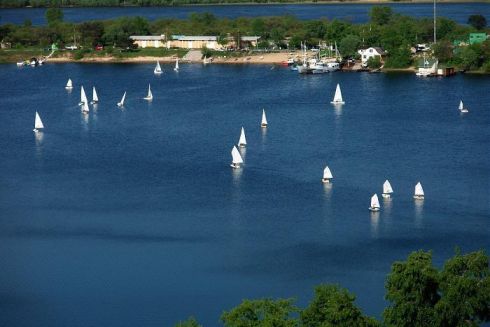 Суд отменил регистрацию имущественных прав на гидросооружение на Оболони