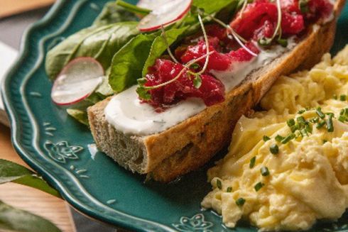 Де поснідати за 1 гривню: 15 київських закладів з обідами та сніданками до 200 гривень