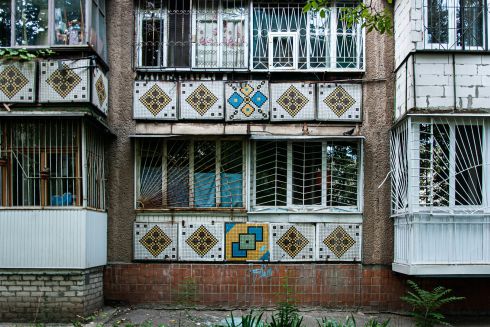 Смотрите фото уникальных балконных мозаик Украины, которые исследует мужчина из Одессы