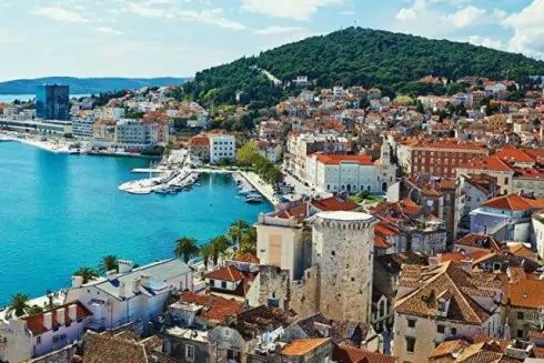 МАУ відновлює літні рейси з Києва до Хорватії