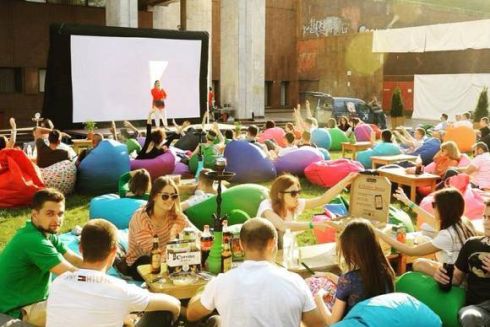 7 уличных кинотеатров Киева