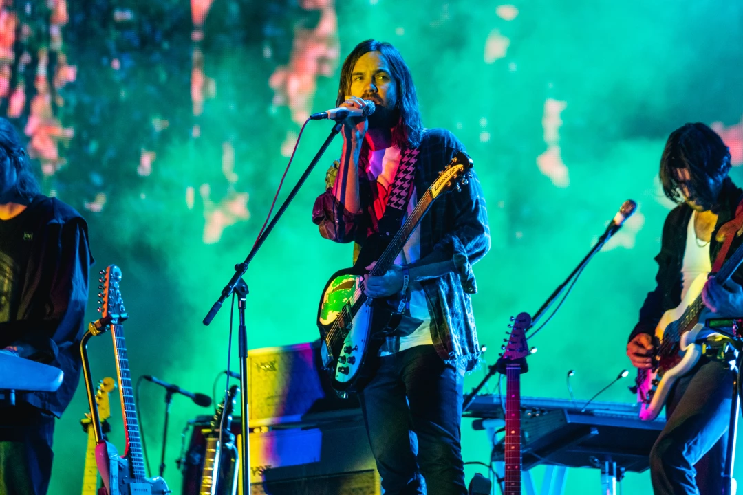 Фронтмен Tame Impala відмовився від автографів і селфі з фанатами через агресивних колекціонерів