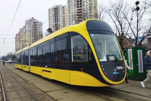 В Киеве уже полноценно курсируют 11 новых трамваев Татра-Юг: на каких маршрутах