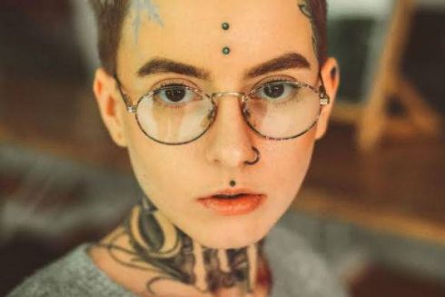 Забить все: Истории киевлян с татуировками на лице