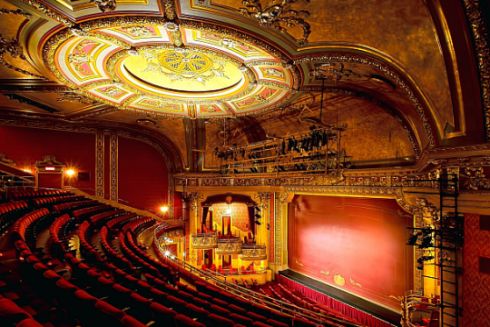 В театре Леси Украинки откроют &laquo;пункт несокрушимости&raquo;