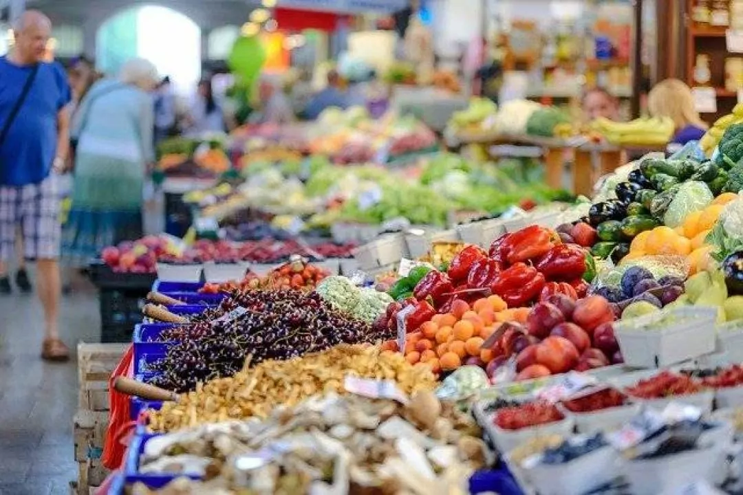 В Україні дозволили відкрити продуктові ринки. Кличко спростовує