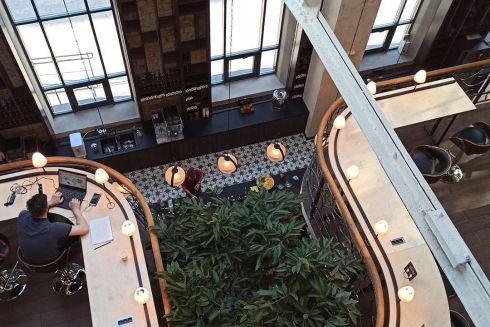 Лучшее за неделю: TikTok-канал для бездомных и три удачных примера реновации зданий в Киеве