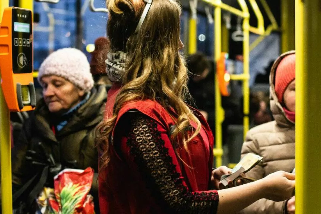 В общественном транспорте Киева кондукторы прекратили работу навсегда. Как теперь платить за проезд