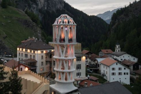 У Швейцарії встановили найвищу у світі 3D-друковану вежу: фото