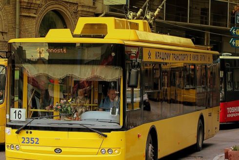 У Києві тролейбуси частково замінять на автобуси у випадку відключення світла