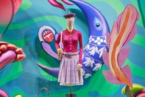 Вітрини ЦУМу оформили в стилі робіт Алли Горської та Віктора Зарецького