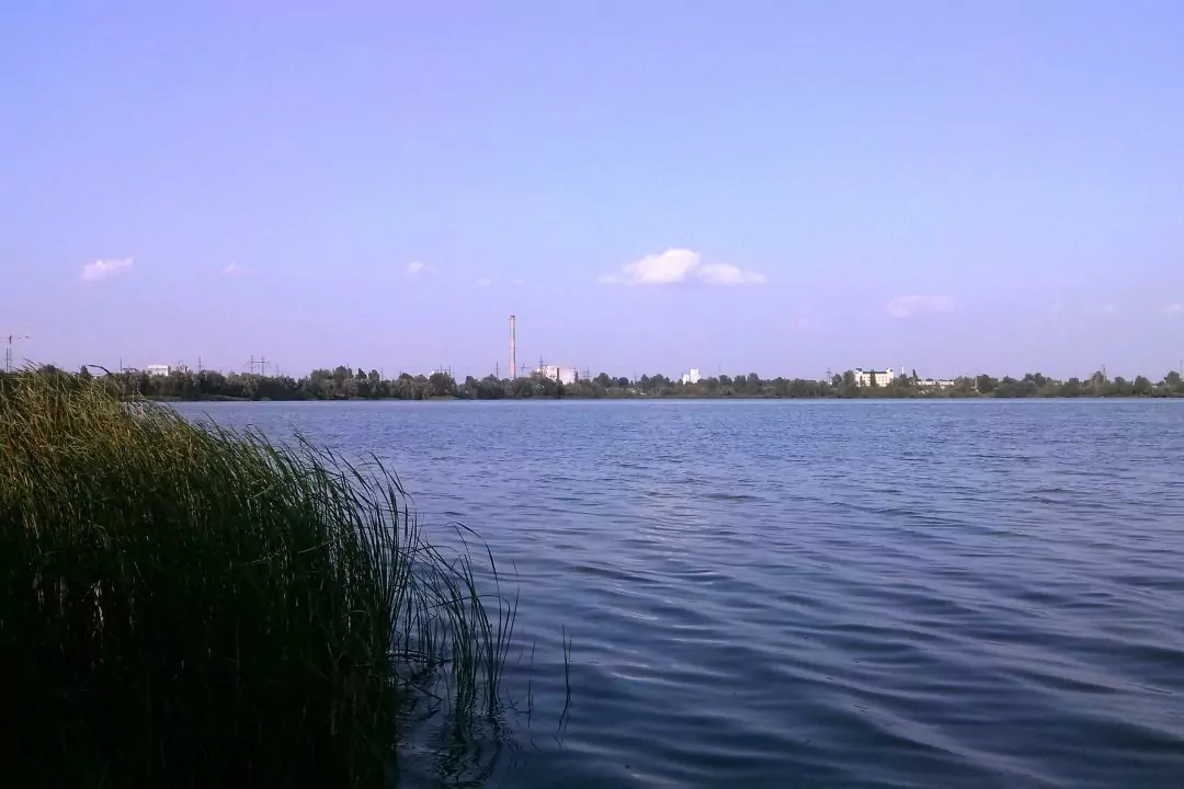 Земельну ділянку біля озера Тягле на Осокорках повернули у власність міста