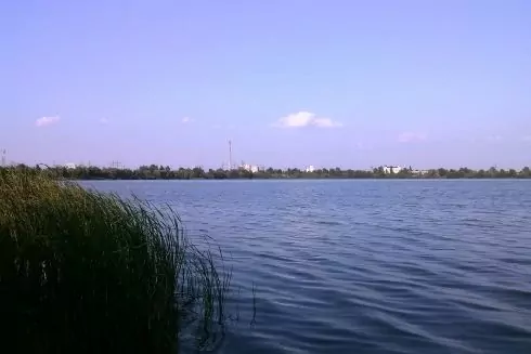 Земельну ділянку біля озера Тягле на Осокорках повернули у власність міста