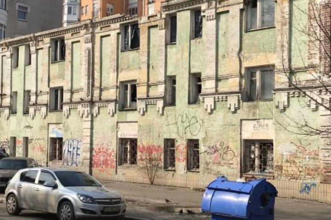 Зʼявилися перші рендери торгово-офісного центру на місці історичного будинку лісопильні Сніжка