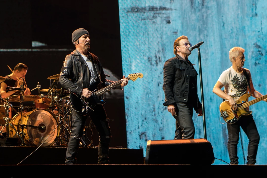 U2 випустять перший за дев&rsquo;ять років альбом &mdash; серед пісень буде дует із Доллі Партон