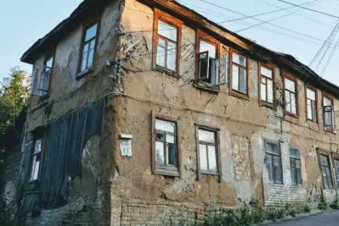 Один из самых старых домов Старой Демеевки собираются продать за 50 тысяч долларов