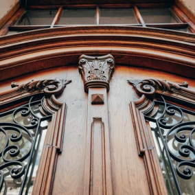Во Львове можно подать заявку на реставрацию исторических окон и дверей