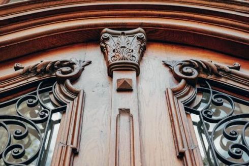 У Львові можна подати заявку на реставрацію історичних вікон і брам